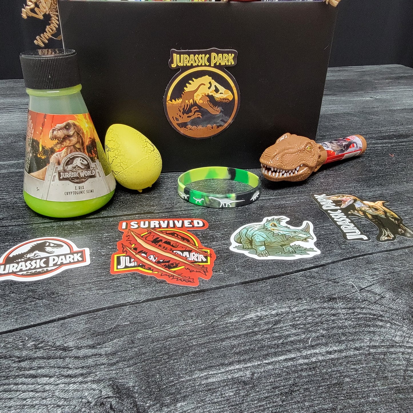 Jurassic Snack Pack